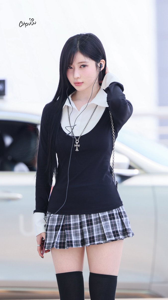 CHOUUU tweet media