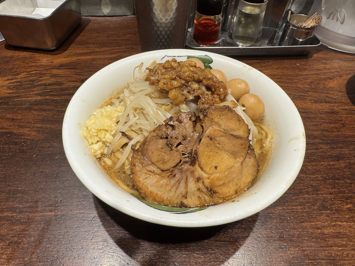 とろろ tweet media