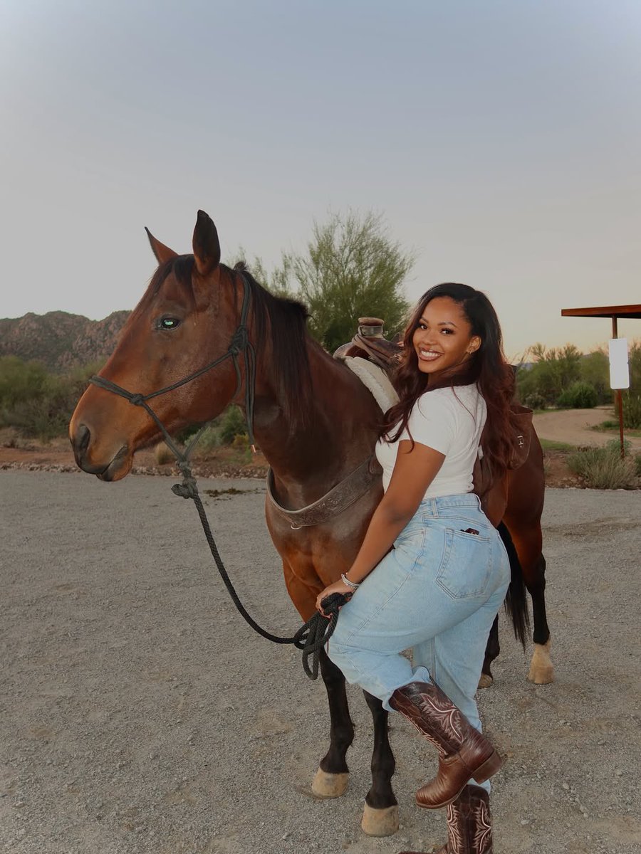 SIERRA AALIYAH ✞ tweet media