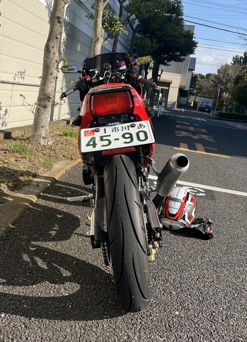 NAVE @RT Green Ꮤorm tweet media