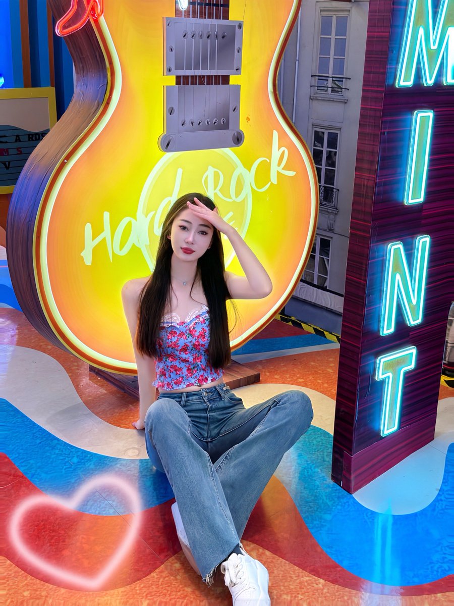 abhishek tweet media