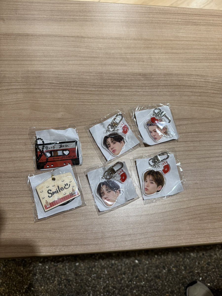 ๏ฝป๏ฝท tweet media