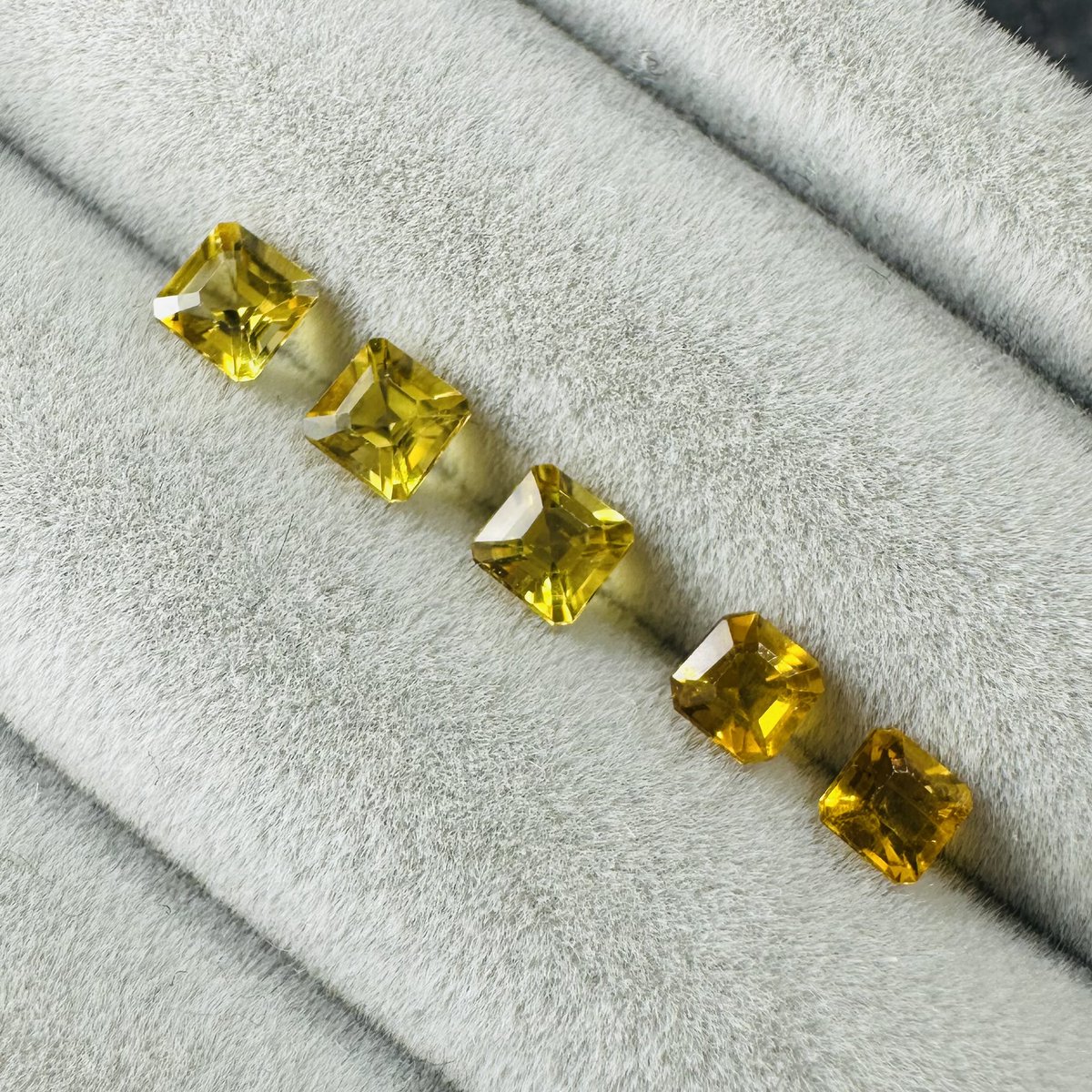 One Loose tweet media