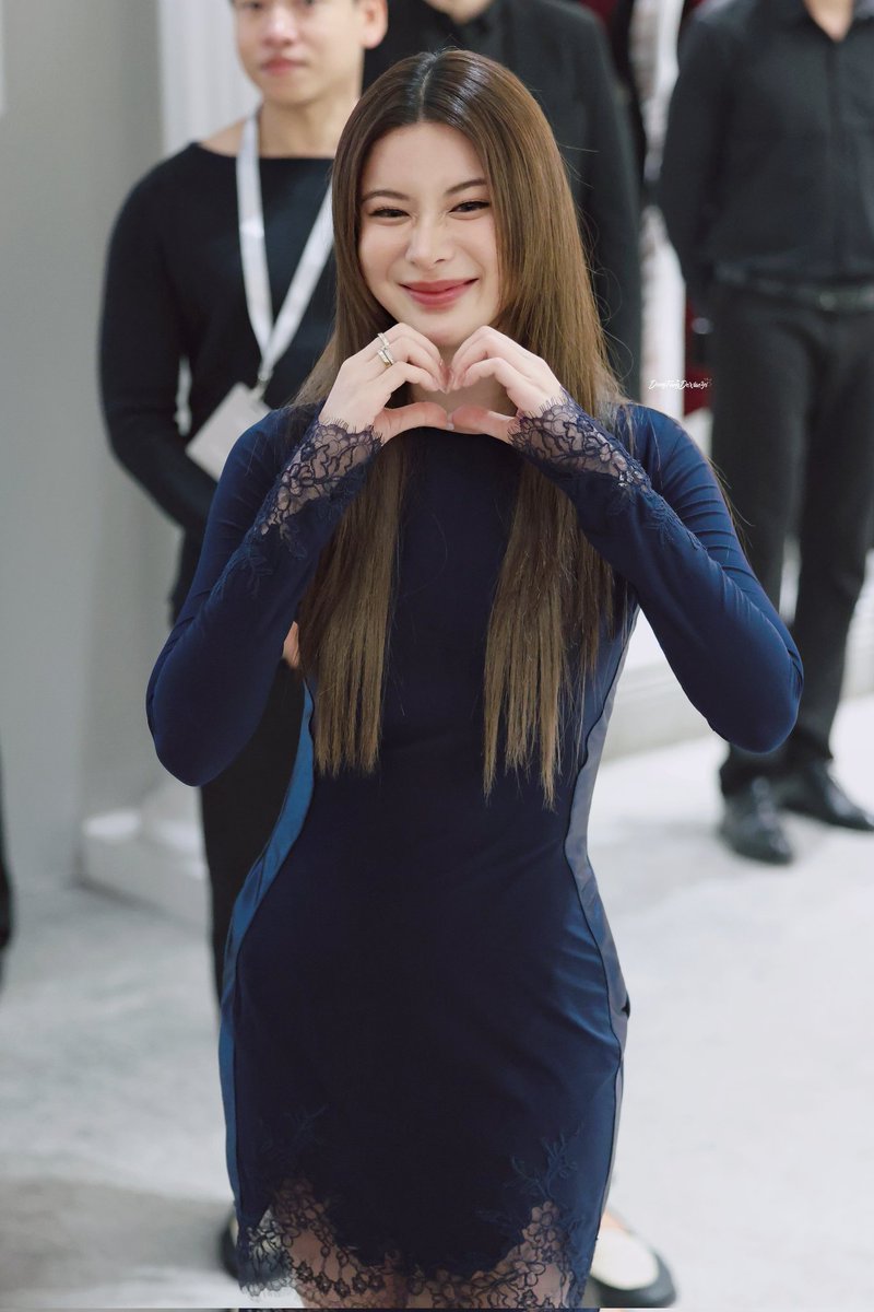 DongFangDeXiaoYi tweet media