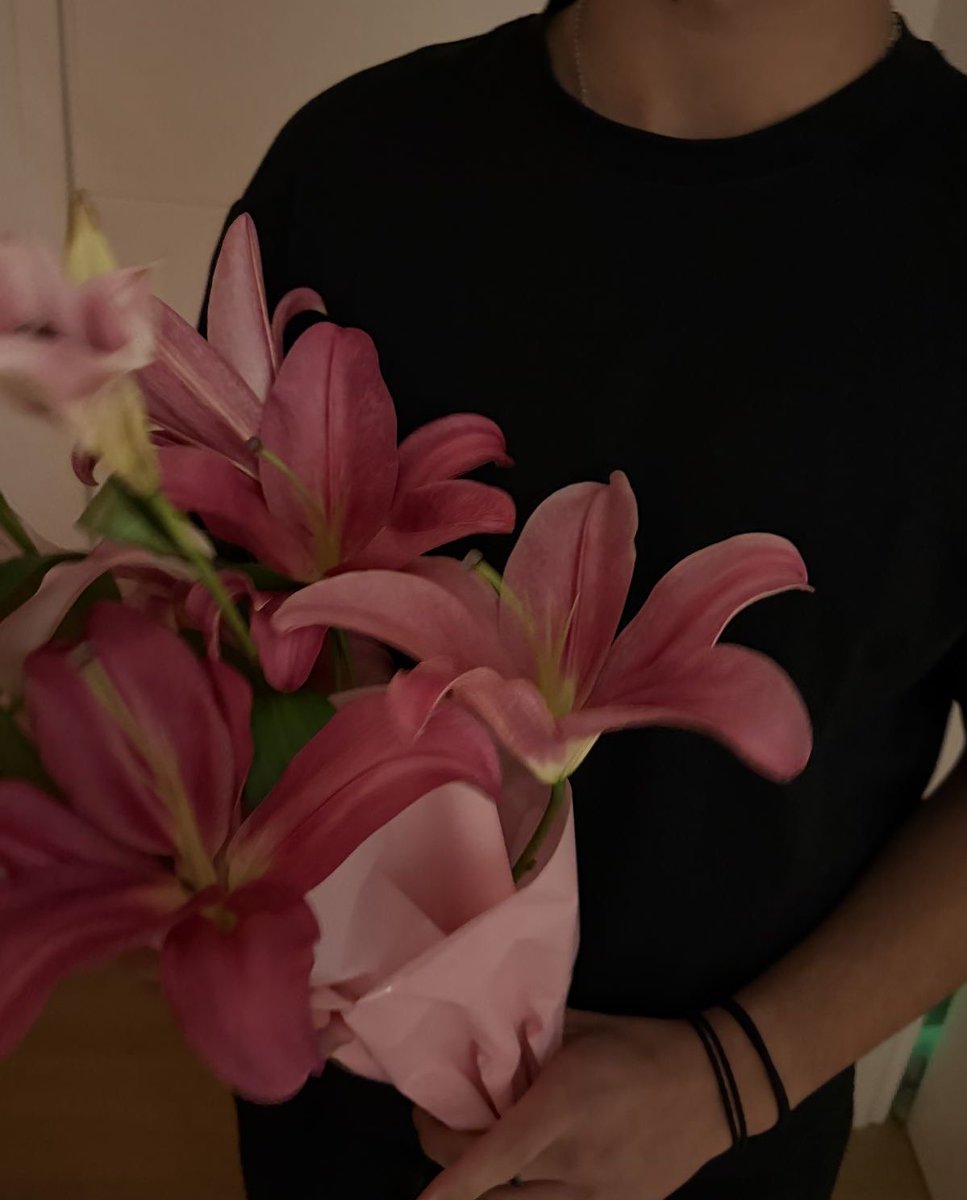 Ajelcantik tweet media