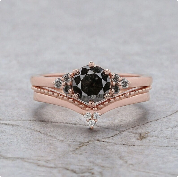 FDJewels's tweet image. 1.02 Ct Natural Round Shape Salt And Pepper Diamond Ring 6.10 MM  Round Cut Diamond Ring 14K Solid Rose Gold Silver Engagement Ring QN1453

ETSY: etsy.com/in-en/listing/…

#SaltAndPepperDiamond #RoundDiamondRing #RoundCutDiamond #RoseGoldRing #14KGoldRing #SilverRing #GiftForHer