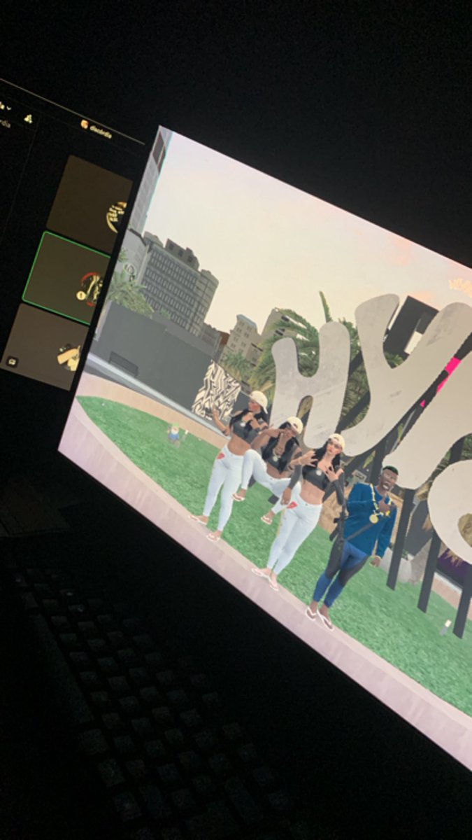 ana 🇺🇸 tweet media