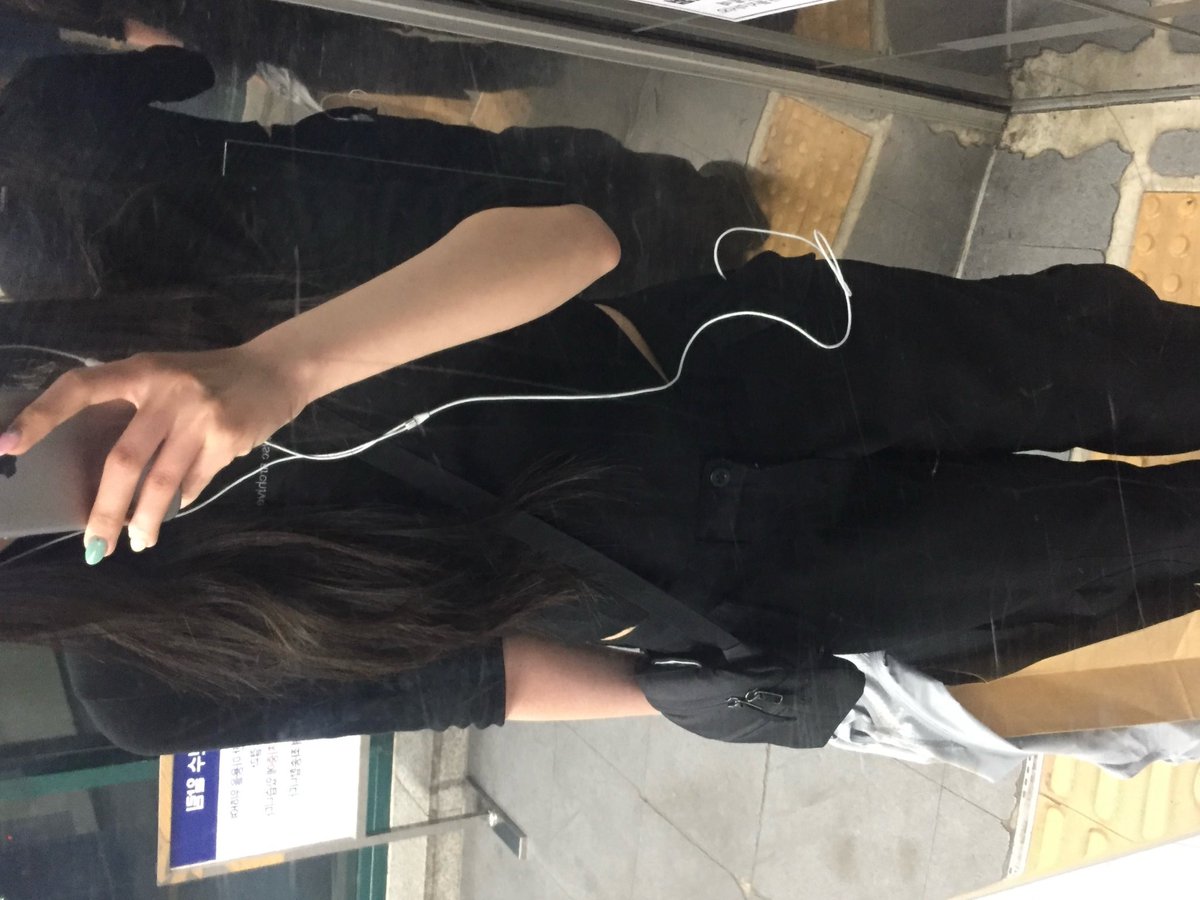 yentachi tweet media