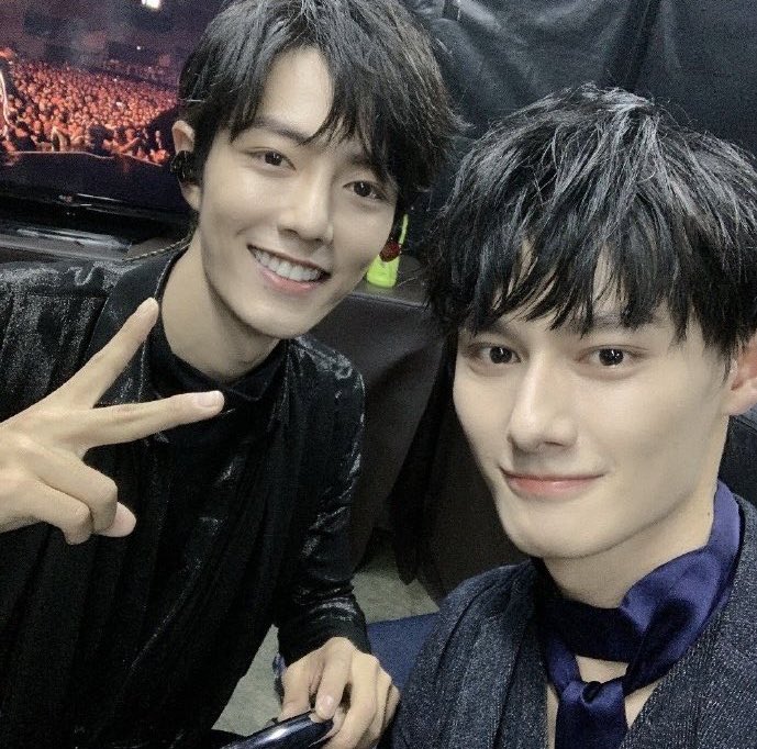 เอ็นดูลูกชั้นรูปนี้มาก เหมือนแฟนคลับขอถ่ายรูปกับดารา5555555555555555555555555555