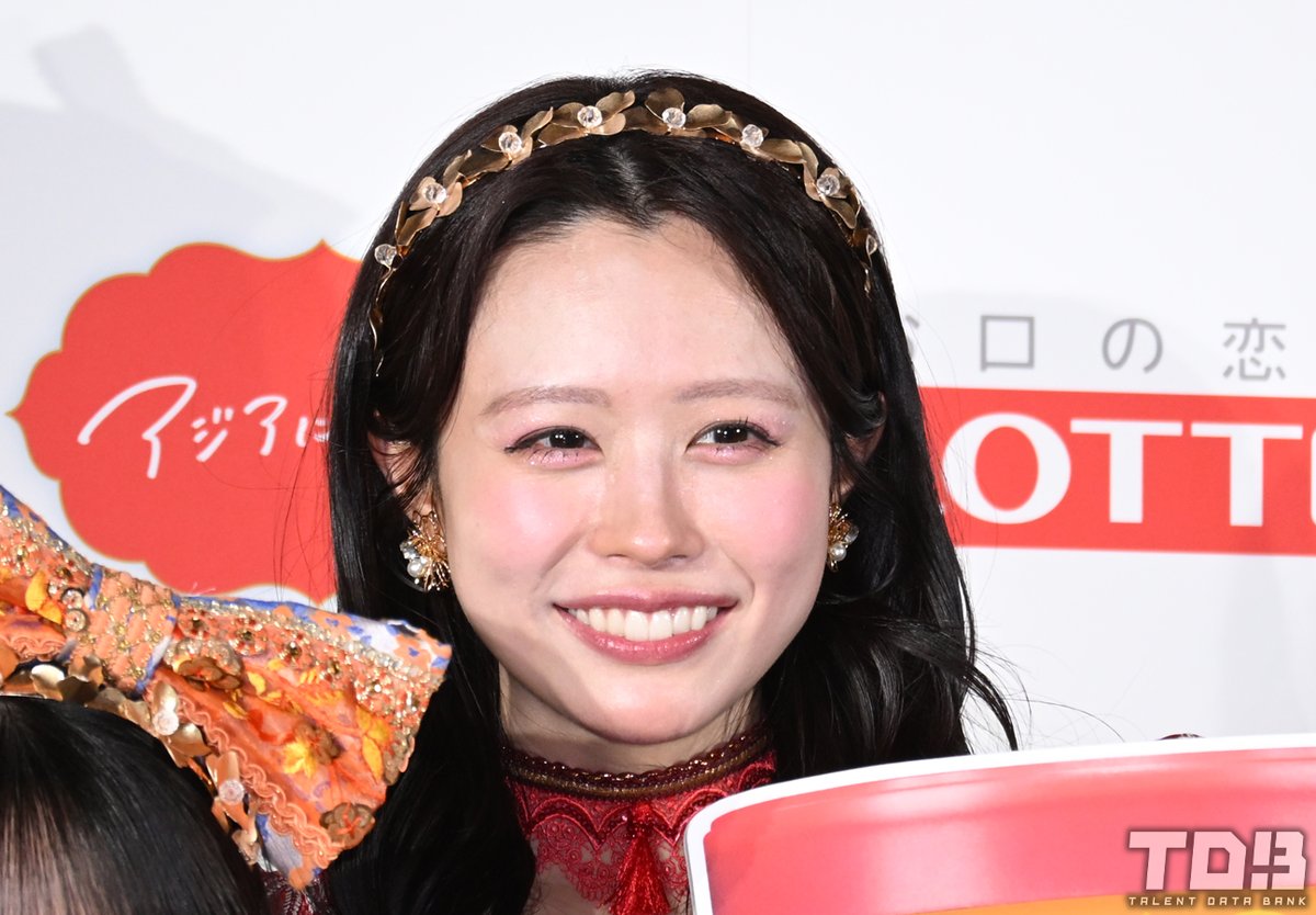 ロッテ『アジアに恋して』 CUTIE STREET・佐野愛花、“グルメ番長