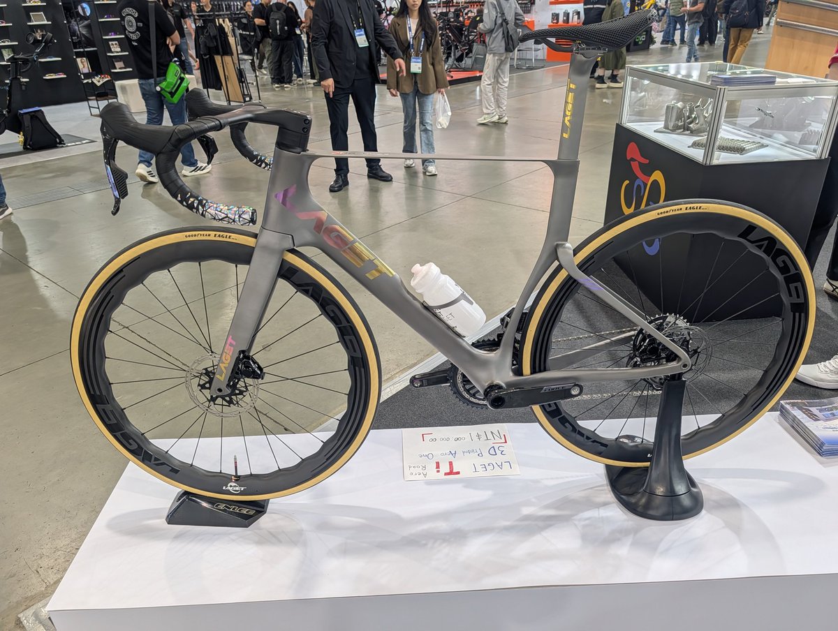 けーなか tweet media