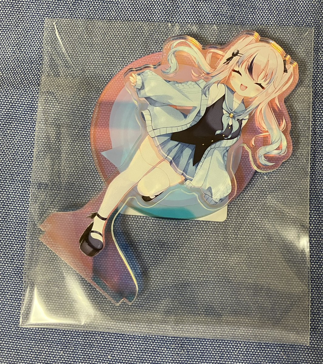 akiあき tweet media