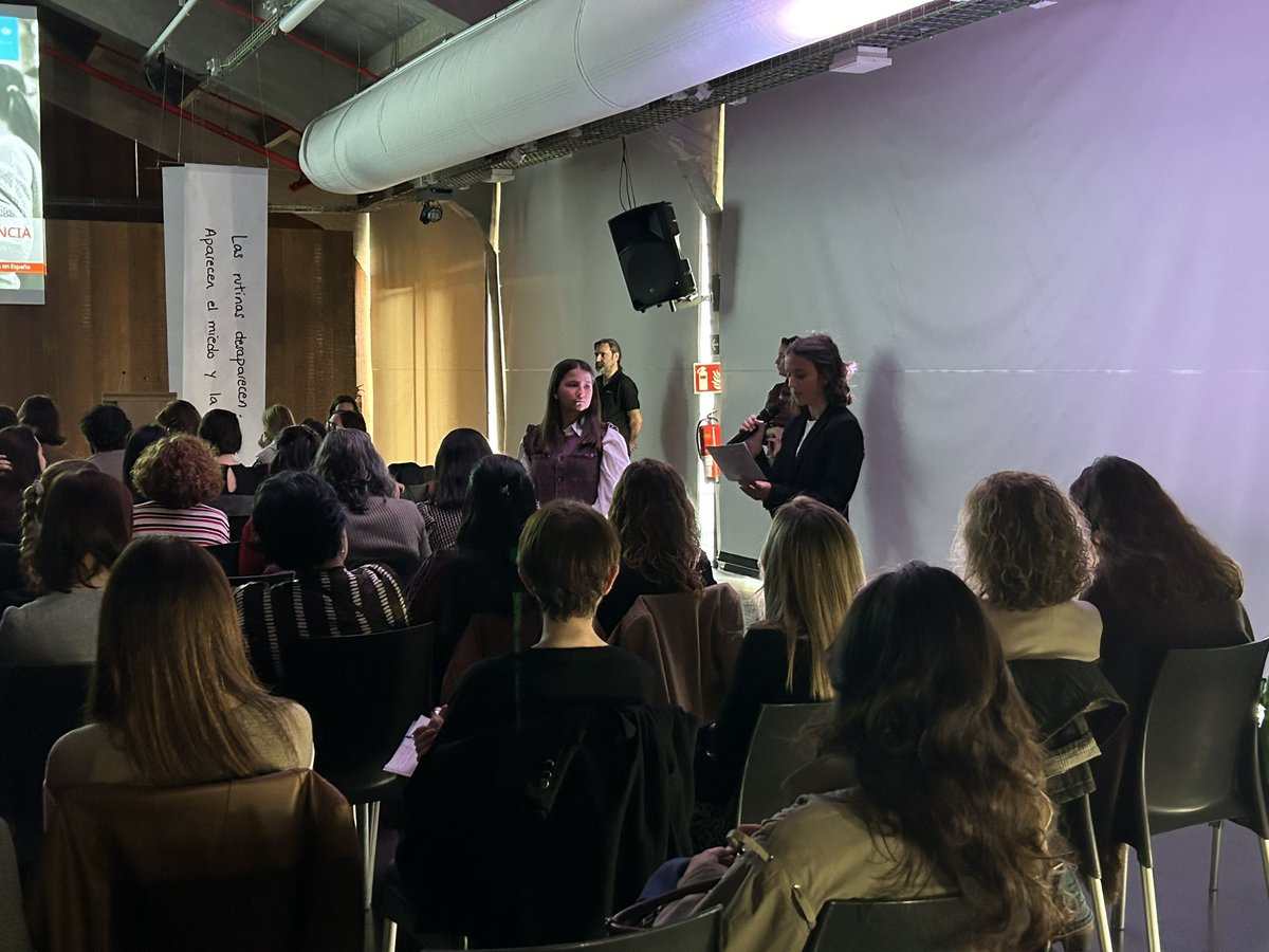 UNICEF España tweet media