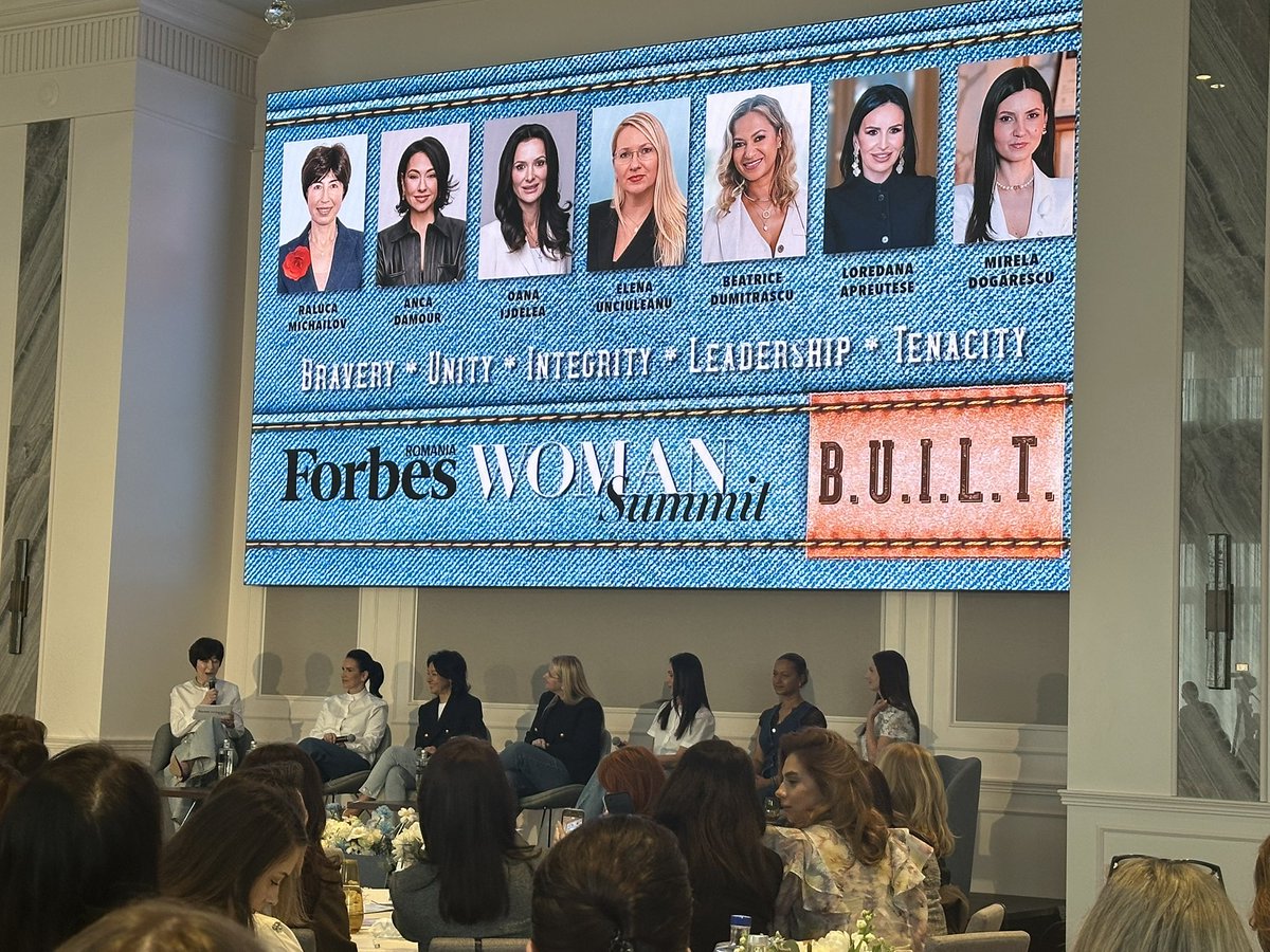 MicroRevolutions by Nadia tweet media