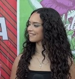 awe! strap de 27cm da megan |⛸️ au no fix🏒 tweet media