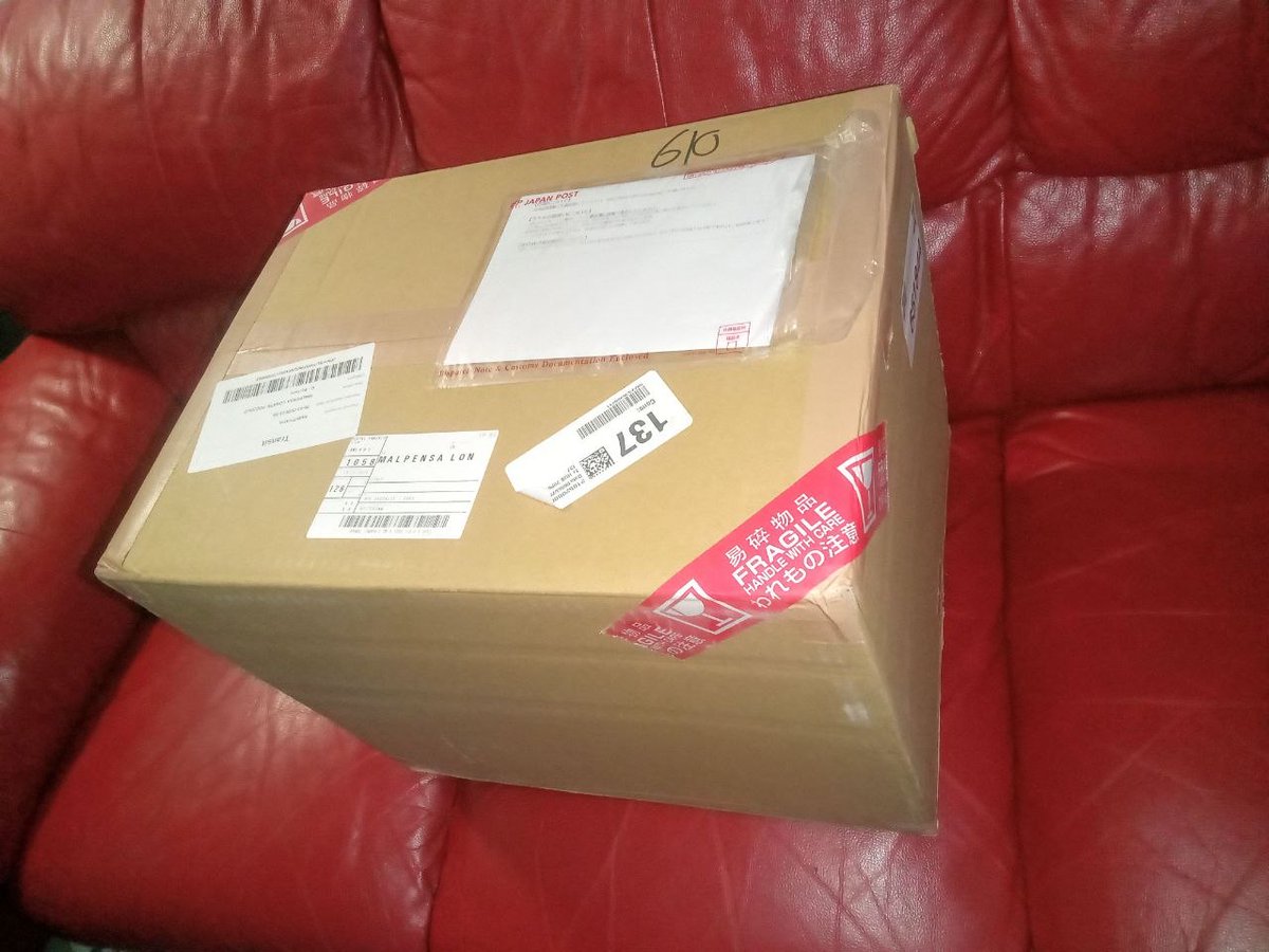 AlibabaMed4522's tweet photo. Spring is tiptoeing in like a soft breeze, and with it, the most delightful parcels from Japan are on their way, courtesy of Remambo’s magic service! Inside these beautiful boxes, expect a treasure. #remambo #remembohaul https://t.co/mtncvV32es