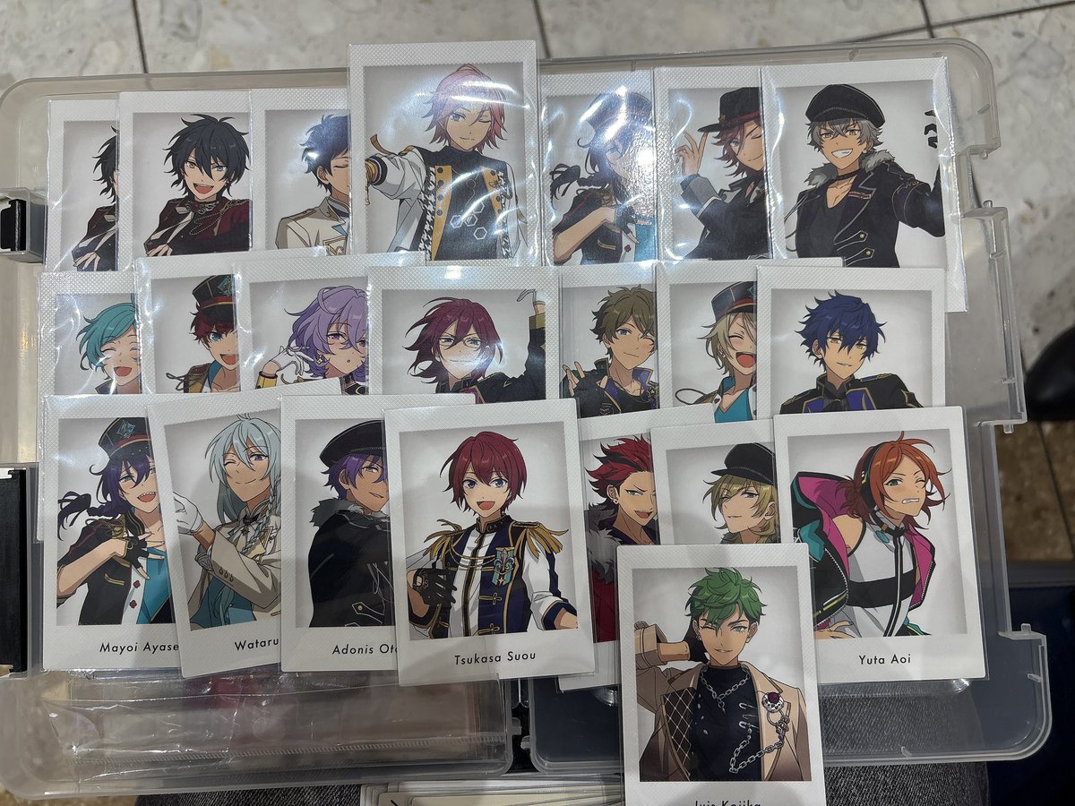 からめる tweet media