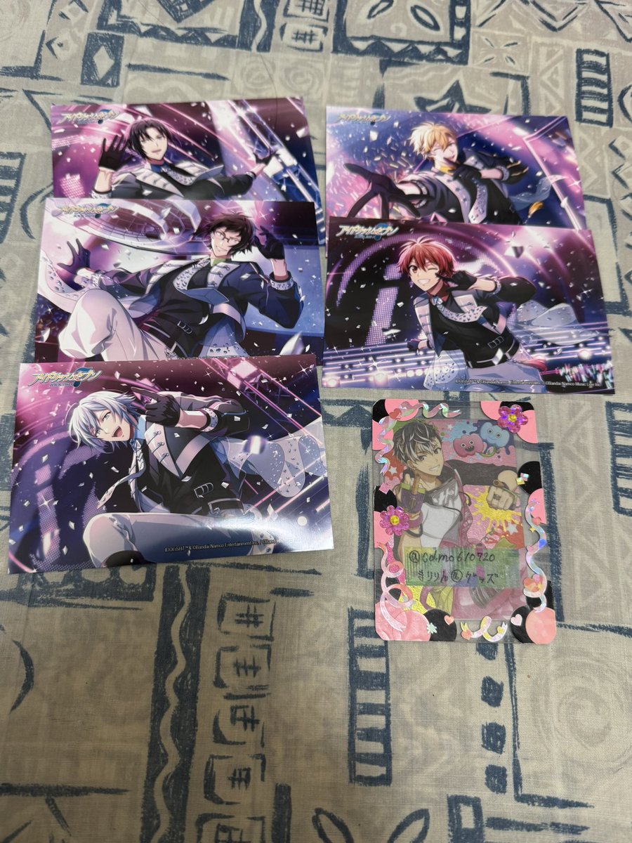 まりりん@グッズ垢 tweet media