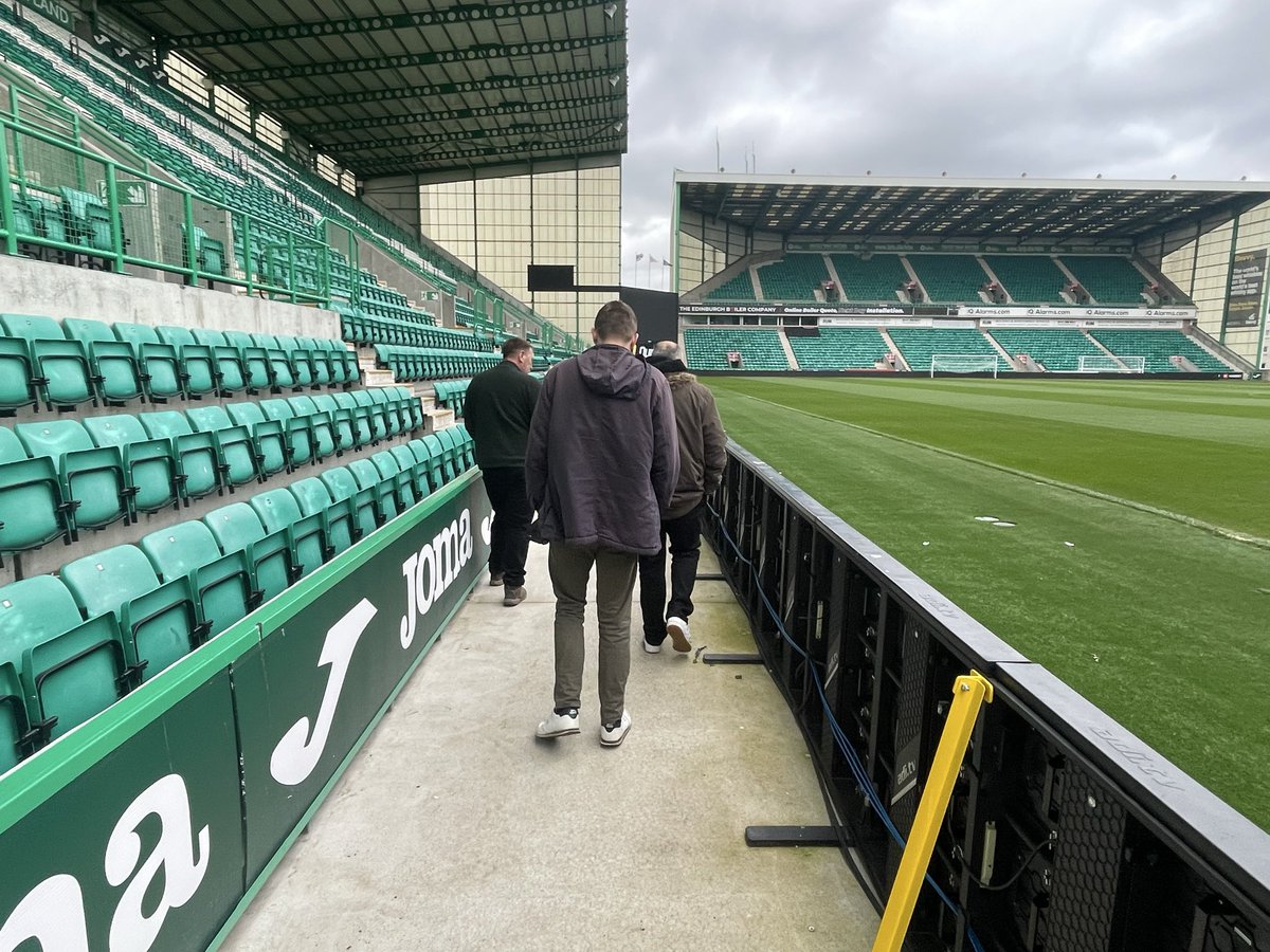 Neil Renton tweet media