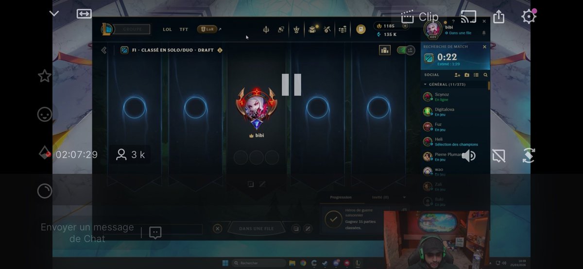 𝐿𝑖𝑙𝑖𝑒 tweet media