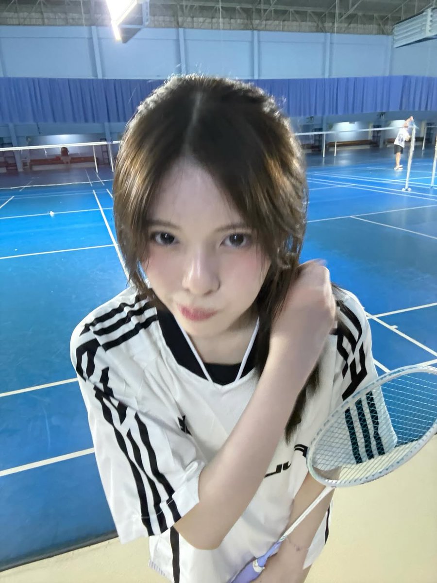 แมวสีขาว (=^⁠･⁠ｪ⁠･⁠^=) tweet media