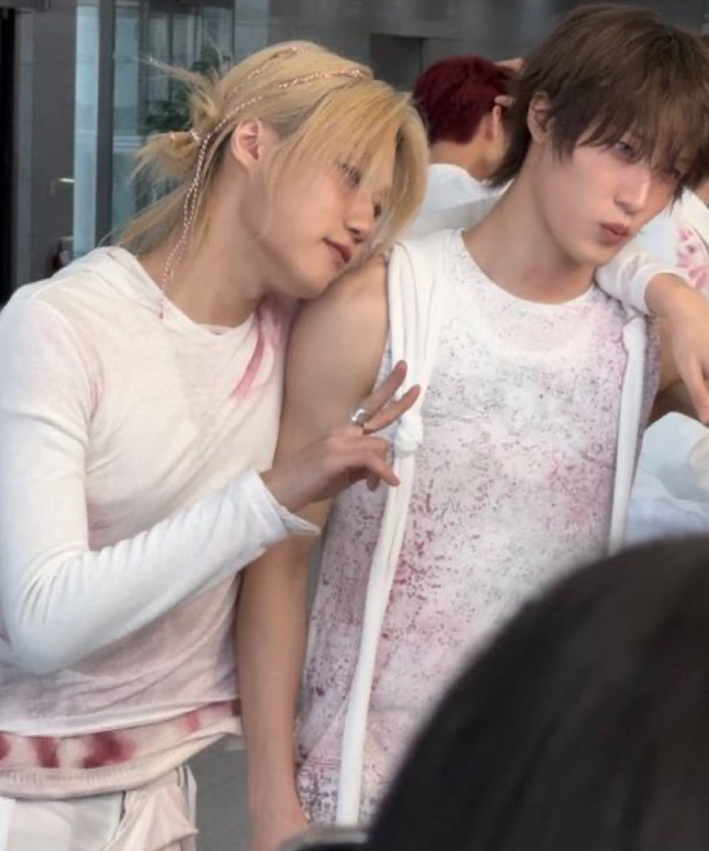 lu 🦌 𐔌՞. .՞𐦯⟡˖ ࣪ tweet media