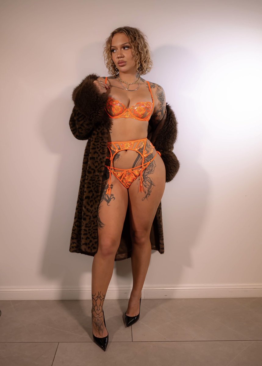 Amber 𓆩⚝𓆪 tweet media