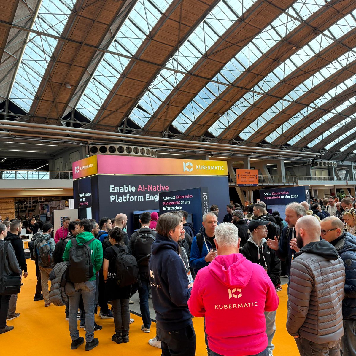 Kubermatic's tweet photo. Rise and shine, cloud-native enthusiasts! โ๏ธ Day 2 at #KubeCon Europe is here!
๐ค Have a focused 1:1 conversation with our experts.
Letโs make today epic! ๐
#KubeCon #CloudNativeCon #TeamCloudNative #Kubernetes https://t.co/bL3Ilv1syw