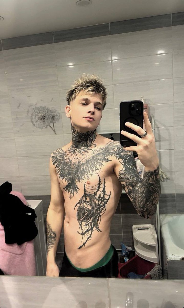 Slavko Rainbow tweet media