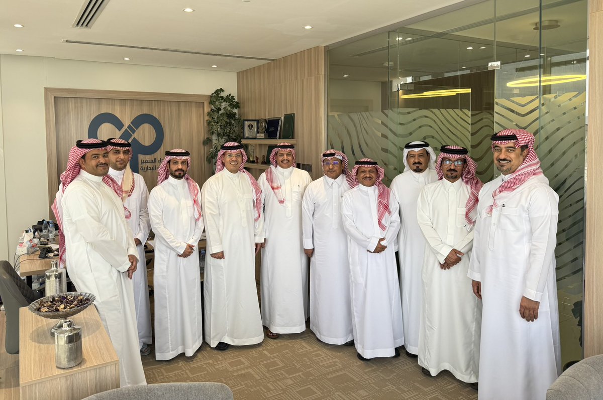 شركة الأداء المتميز للإستشارات tweet media