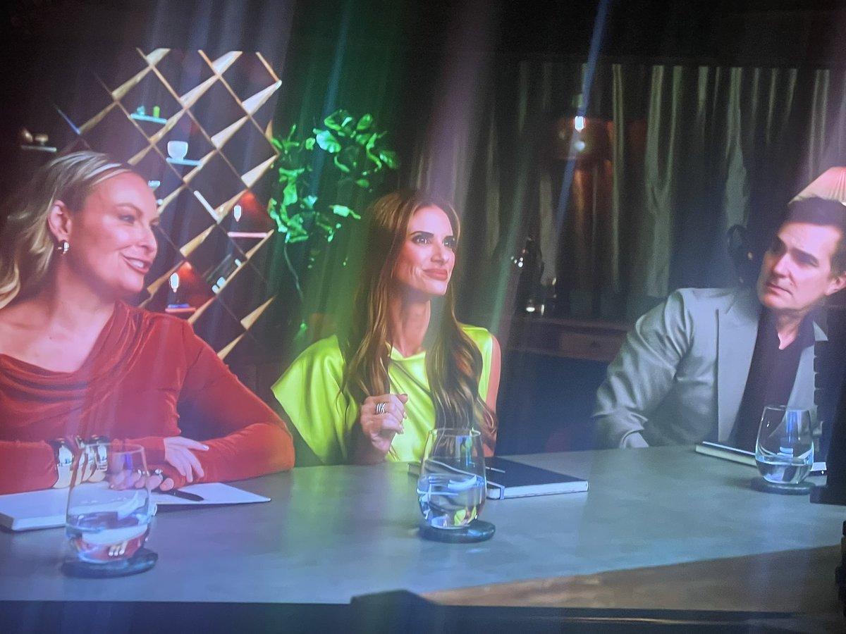 Poopsnoop tweet media