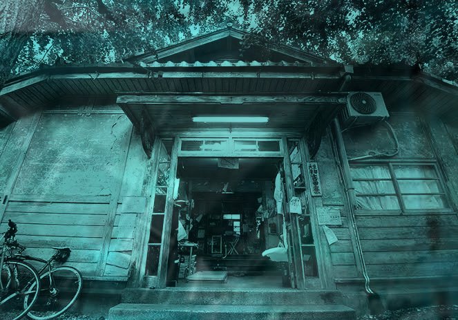 #GENIUSLOCI吉田寮 
『GENIUS LOCI』(本編)
吉田寮の一部屋を舞台にして、土地を寿ぐ祝祭的な物語を立ち上げます

⚫︎3/27(金)
19:00〜

⚫︎3/28(土)
14:00〜 / 19:00〜

⚫︎3/29(日)
12:00〜 / 16:00〜

※上演時間40分程度
各ステ直前にツアーパフォーマンスがあります。合わせてお楽しみください