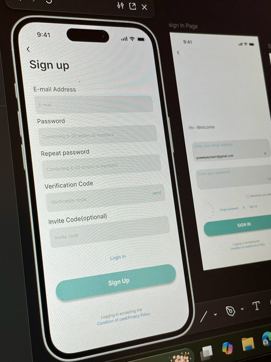 Ayotwts's tweet image. Small win, big progress 🚀

After staying consistent with learning at @TechSphereAcad  I can now design and build a Sign Up &amp;amp; Sign In page  👨🏻‍💻✨

Shoutout to my tutor for the guidance 🙏

Daily UI Challenge #001  
Prompt: Sign Up

#UIUX #DailyUI #WebDesign #LearningWithTS