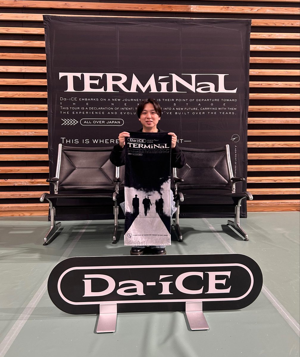 54yen4's tweet photo. 今さらですが、、、、、、

Da-iCE ARENA TOUR 2026 - TERMiNaL- に行ってきました！！！
初の有明アリーナ🎲

今回もアリーナ席で花道の最前でした☺️
ライブ演出が毎回すごい！！
最高なライブでした！！
皆んなはどの公演行った？行く予定？

#Da_iCE #TERMiNaL https://t.co/zPepiSNxdU