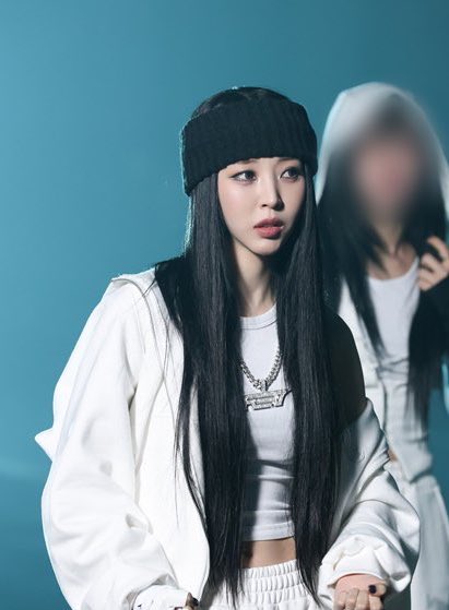 moonseum💫 tweet media