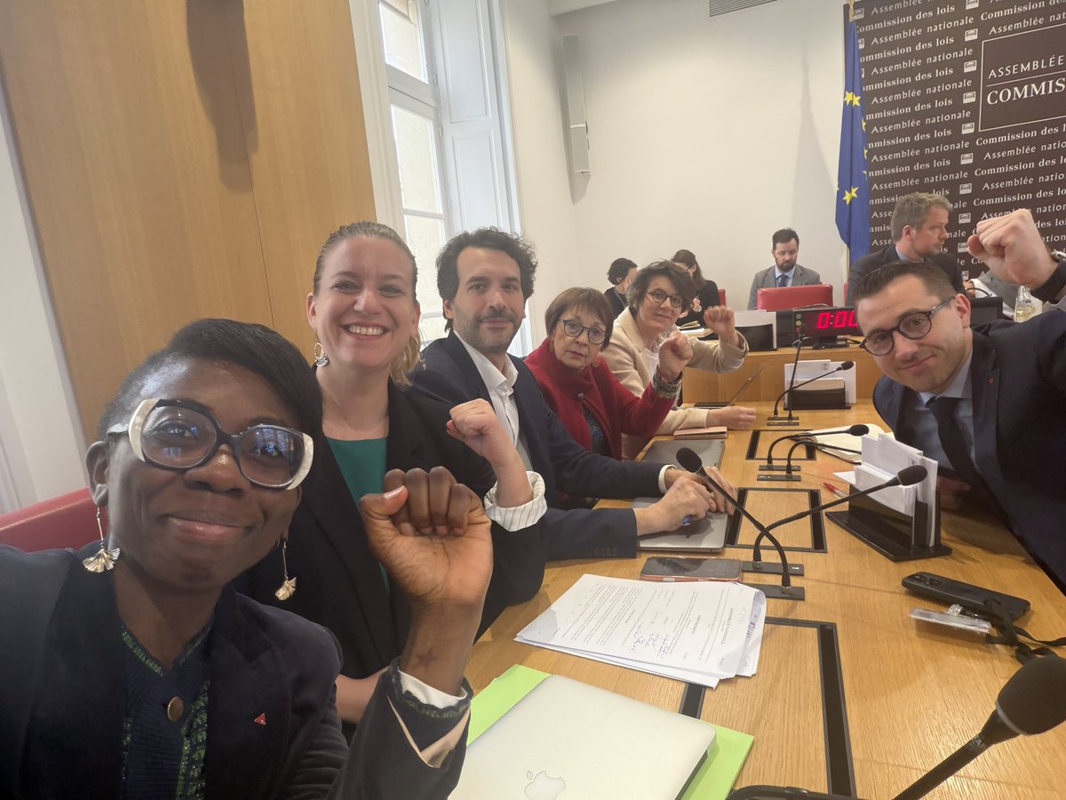 Mathilde Panot tweet media