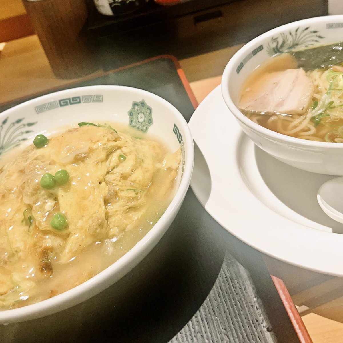 志賀ないと tweet media