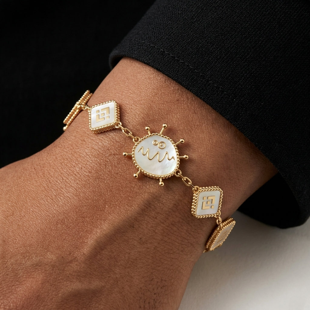 virus_cto's tweet photo. Just designed a $VIRUS × @binance bracelet. What do you think? 
My aesthetic never misses！😏
Heard Van Cleef bracelets and collabs are blowing up lately, so we’re joining the trend.
Once we break the previous high and hit a new ATH, we’ll mass produce these bracelets and distribute them to holders worldwide���🌍

我刚设计了一款VIRUS × 币安联名手链，大家觉得怎么样？我的审美向来在线！😌
听说最近梵克雅宝的手链和联名款都火得不行，那我们也来凑个热闹。🙋‍♀️
等我们突破前高、创下历史新高后，就会量产这款手链，分发给全球所有持币用户。😘