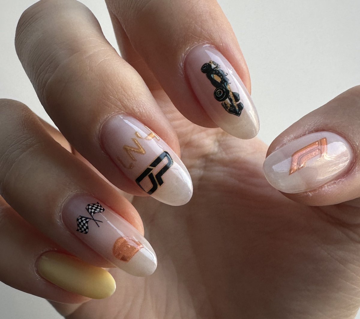 alisa ᯽ tweet media