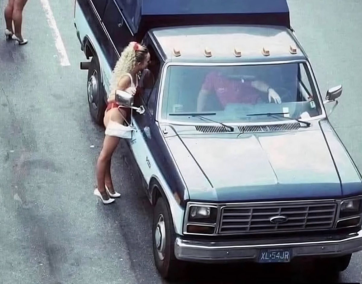 HUMOR CANALLA tweet media