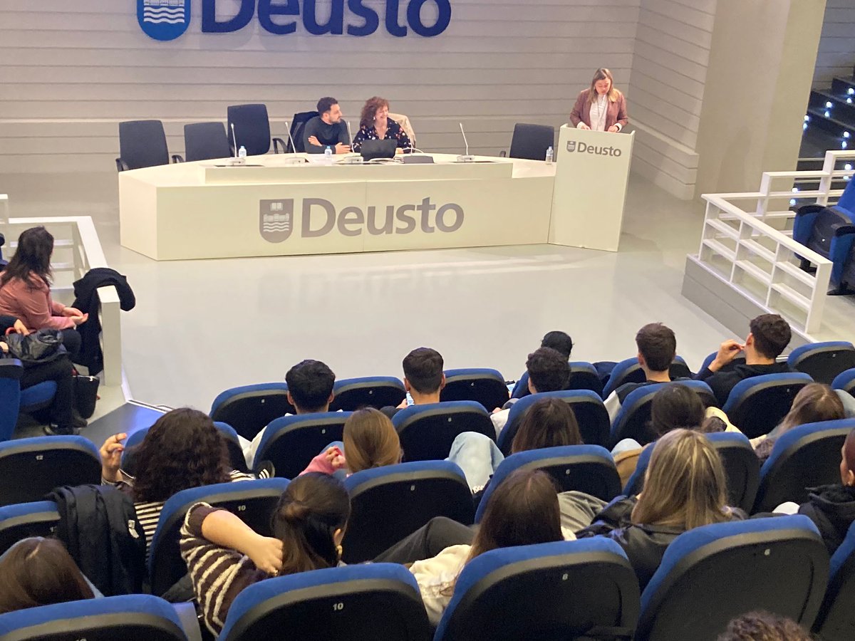 Deusto Trabajo Social / Gizarte Lana tweet media