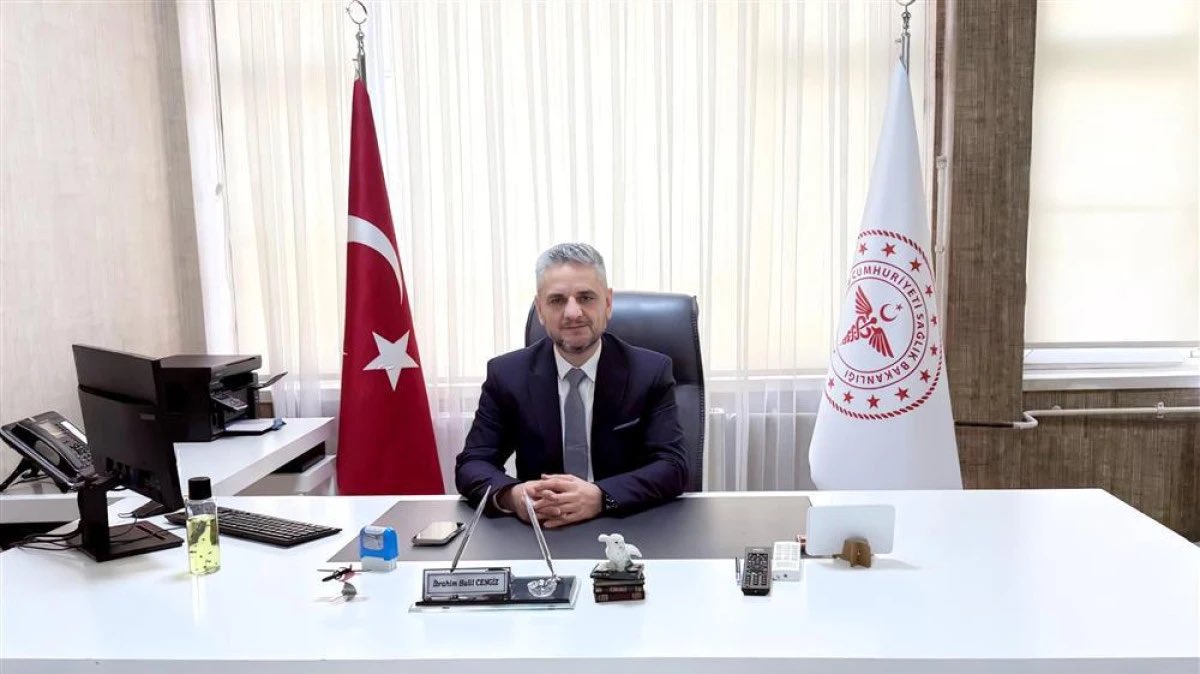Şanlıurfa’da vurgun: Müdür eşine “işe gitmeden” maaş

Şanlıurfa Eğitim ve Araştırma Hastanesi’nde görevli Necla Cengiz’in, 1 yıl boyunca işe gitmeden maaş ve döner sermaye aldığı ortaya çıktı. 

Cengiz’in, İl Sağlık Müdür Yardımcısı İbrahim Halil Cengiz’in eşi olduğu öğrenildi.