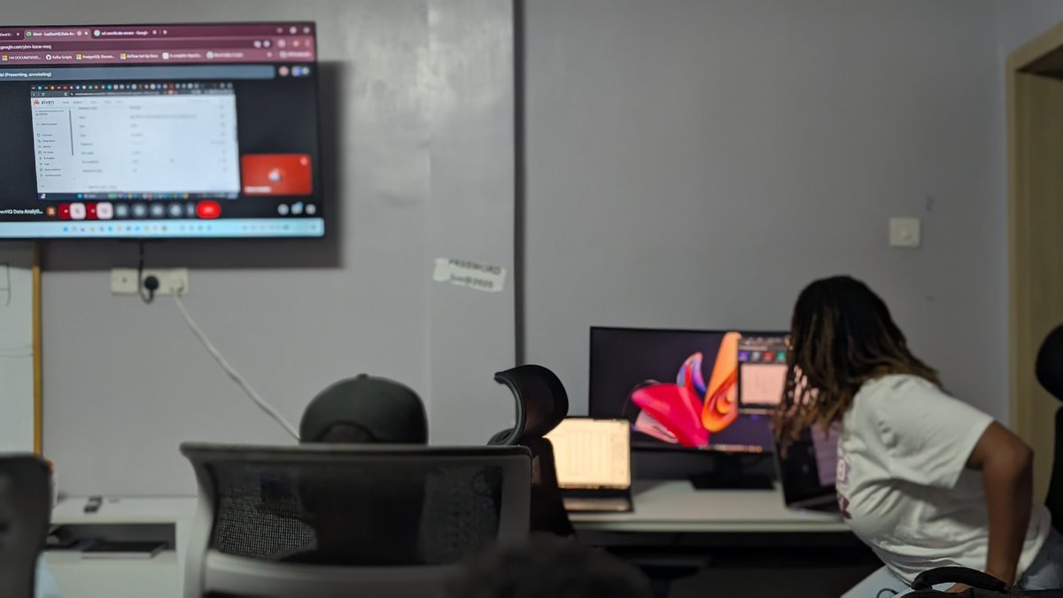 GrayHat @ LuxDevHQ tweet media