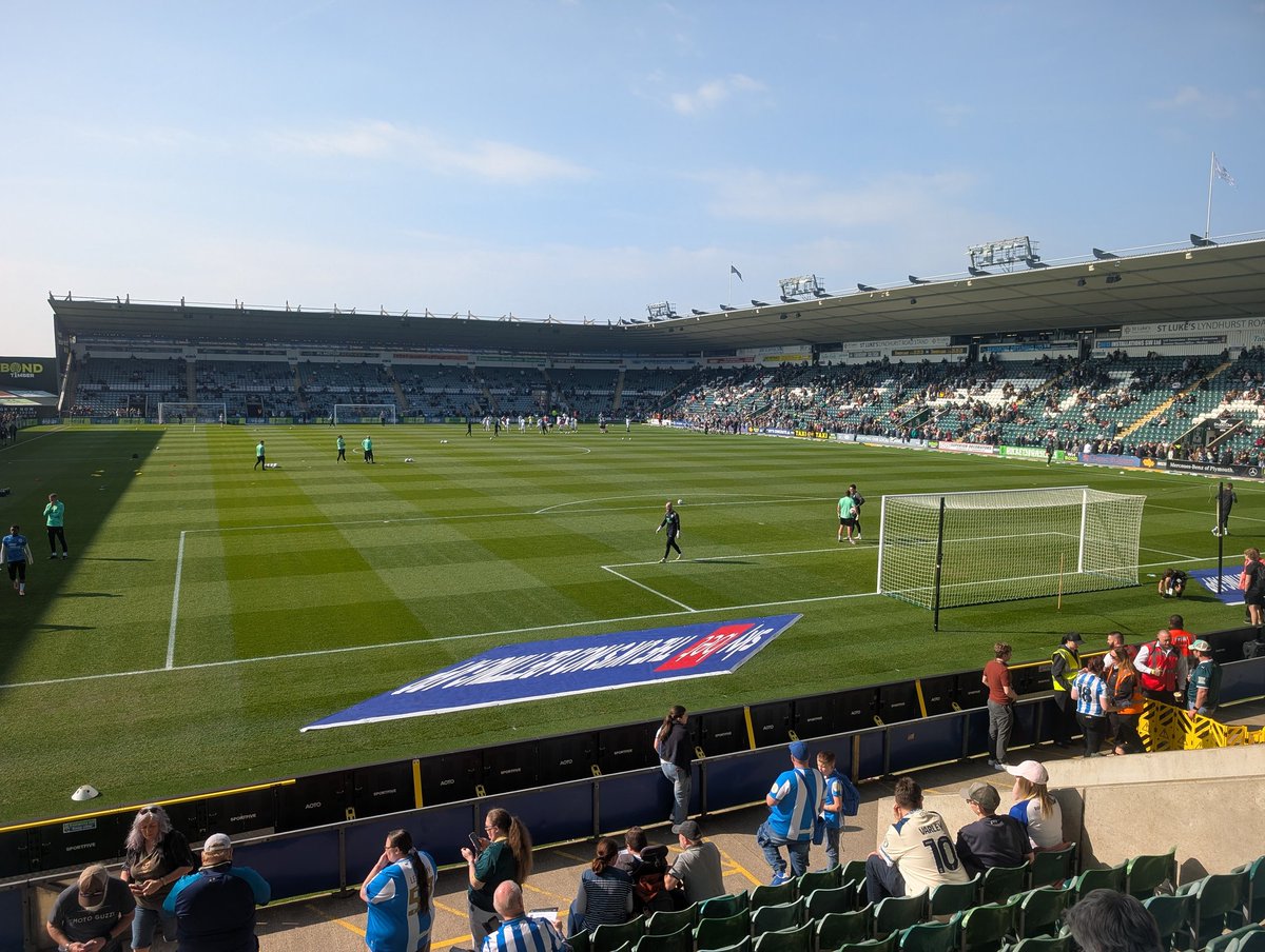 Dan Gleeballs tweet media