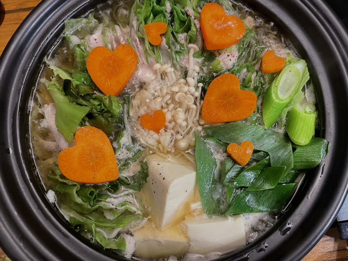 ぬるみず tweet media