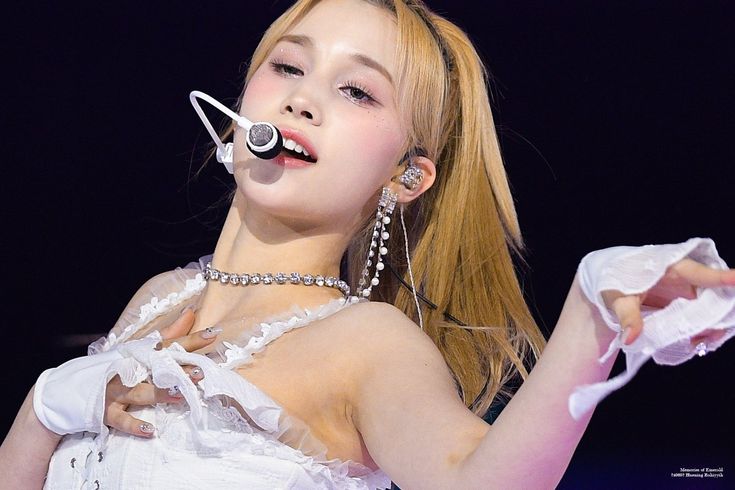 𓏲ּ𝄢 REVÉLLE - SAMANTHA. tweet media