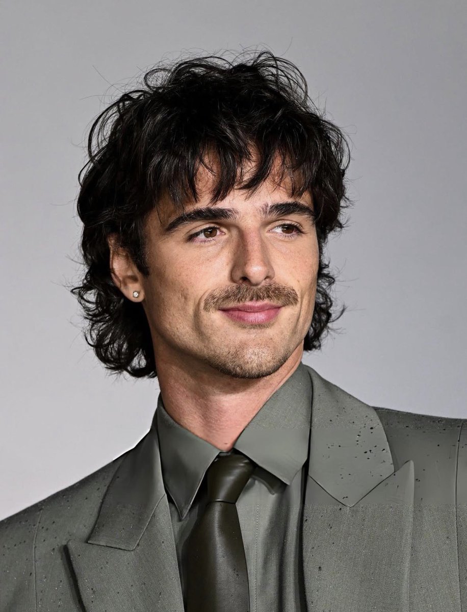 Fay 🦇 tweet media