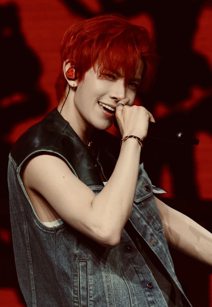 ❗13.00 TAG SHOWER❗
enchellanin red hair guyi icin tag atin