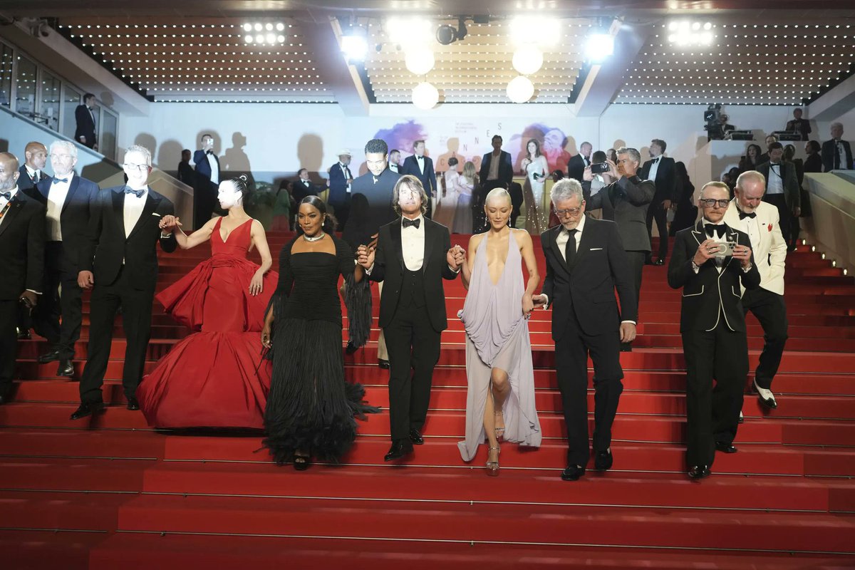 トムに会いたいみっつ・ひーろ tweet media