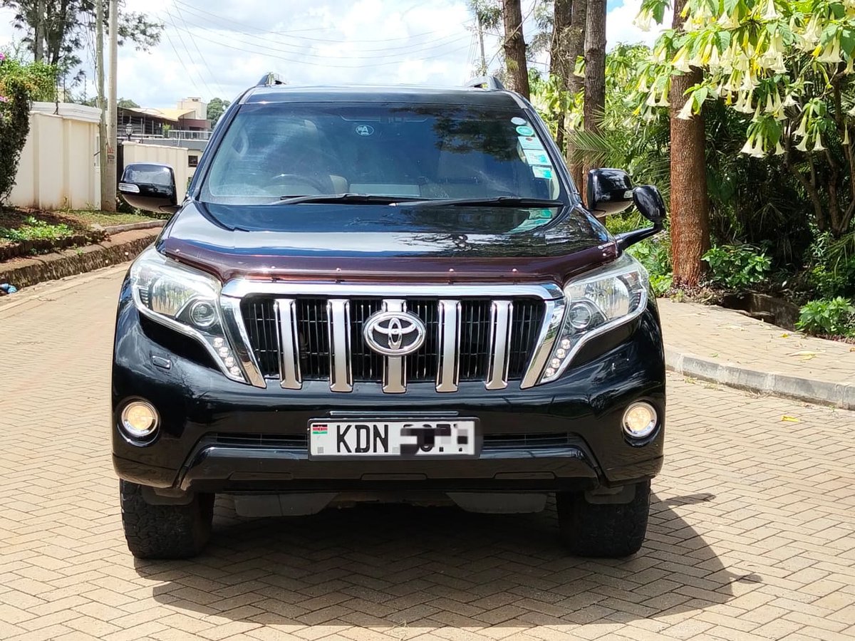 JaMtoka's tweet photo. • 2016 Toyota Land Cruiser Prad — GDJ150 🇯🇵
• KSh5.5 Million
• Fuel Tank: 87L
• Mileage: 98,870km
• Location: Nairobi 🇰🇪
• +254733665551 — WhatsApp
• michael@beyondtarmac.co.ke 
• https://t.co/VMrYJaH2b9 

• 2.8-litre 4-Cyl Turbodiesel — 1GD-FTV 
• 177bhp @ 3400 rpm
• 450Nm @ 1600-2800 rpm
• 5-Speed AT
• 4WD:
- Centre Differential Lock
- Low Range Gear Transfer (4H/L)

• 7 Airbags
• ABS
• Brake Assist
• DAC — Downhill Assist Control
• EBD — Electronic Brake Force Distribution
• Hill Start Assist Control
• Traction Control System
• Vehicle Stability Control

• Alloy Wheels
• Fender Wing Mirror 
• Fog Lights
• 7 Leather Seats
• Sunroof 
• Tow Bar
• Wing Mirror Blinkers